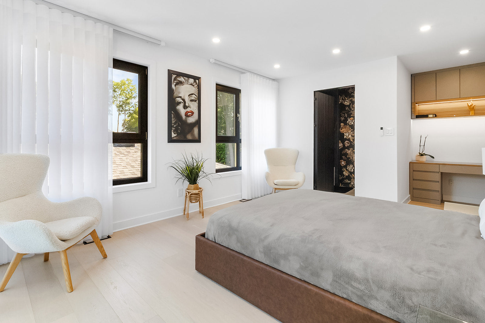 Modern Curtains System 